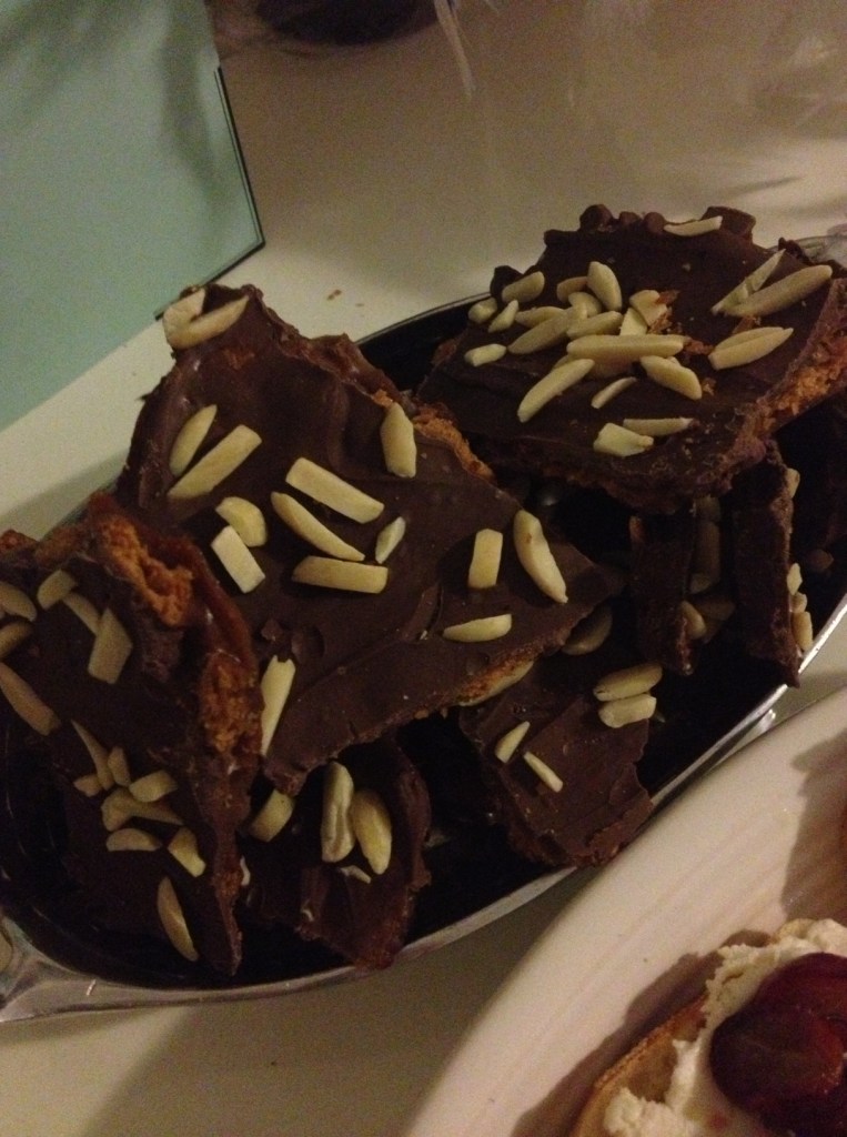 ritz cracker toffee bark