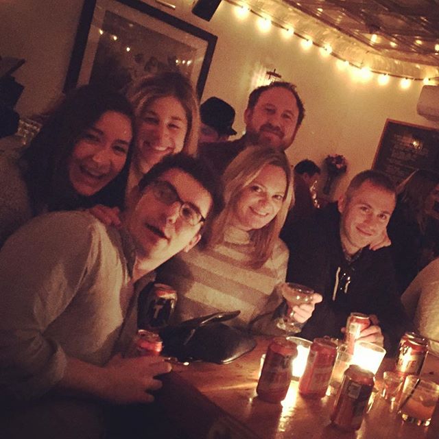 Bar crawlin' #blondeambition 💁🏼 #shiftit ➡️ #lemming #extenZe #peneloperosé