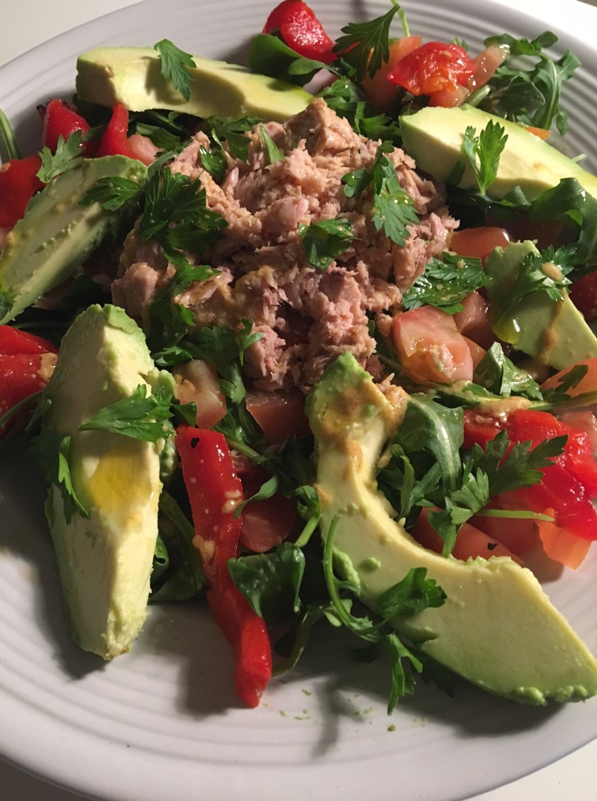 Arugula, tuna, avocado, roasted red pepper salad1
