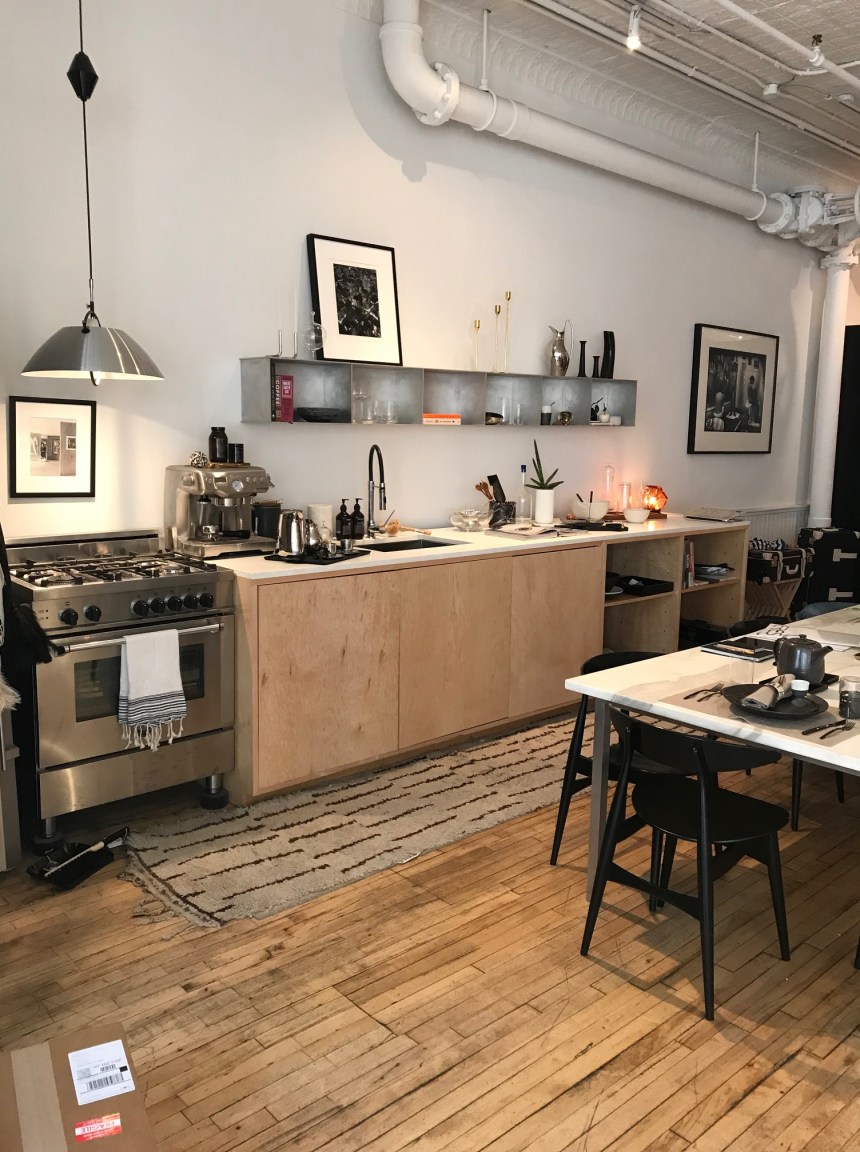 apartment by the line3